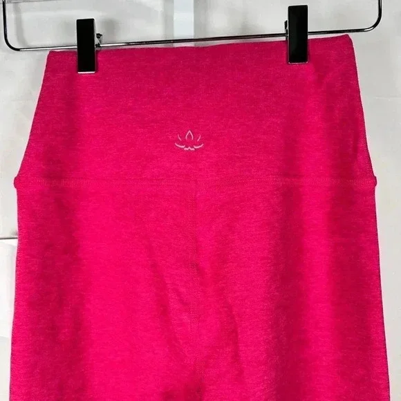 Beyond Yoga Spacedye Caught in the Midi Size XS Legging Cranberry - Picture 4 of 5